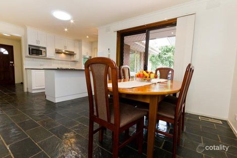 Property photo of 22 Fraser Crescent Wantirna South VIC 3152