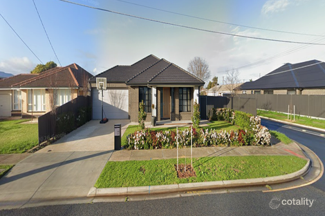 17 Elaine Ave, Seaton, SA 5023