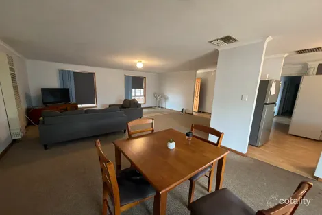Property photo of 30 Wilaroo Street Roxby Downs SA 5725