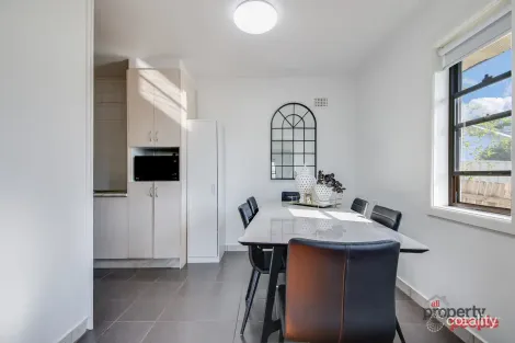 Property photo of 24 Jedda Road Lurnea NSW 2170