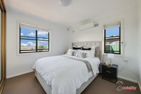 Property photo of 24 Jedda Road Lurnea NSW 2170