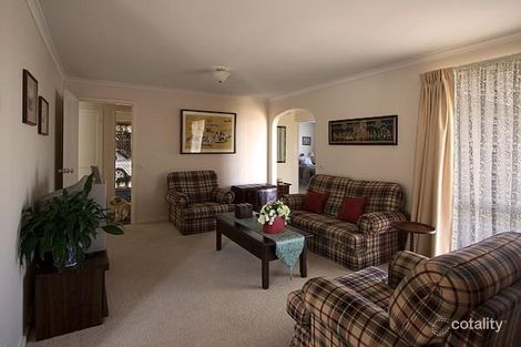 Property photo of 12 Alleyne Close Macgregor ACT 2615