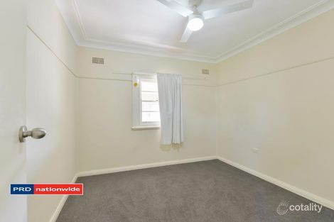 Property photo of 48 Robert Street South Tamworth NSW 2340