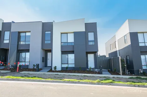 Property photo of 25 Masquerade Road Berwick VIC 3806