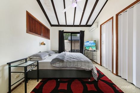 Property photo of 4/53-57 Hooker Boulevard Broadbeach Waters QLD 4218
