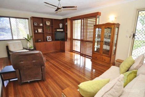 Property photo of 26 Jimmieson Avenue Labrador QLD 4215