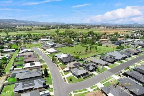 Property photo of 331 Goonoo Goonoo Road Hillvue NSW 2340