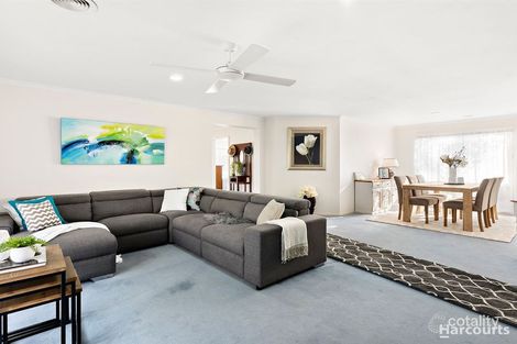 Property photo of 5 Fernwren Place Carrum Downs VIC 3201