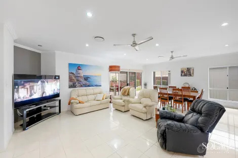 Property photo of 6 Grasstree Crescent Kirkwood QLD 4680