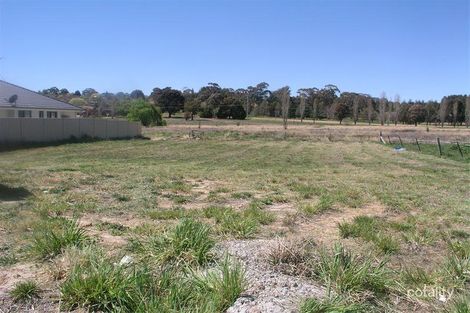 54 Fahy Cres, Orange, NSW 2800