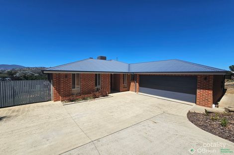 15 Wintersun Pde, Bandiana, VIC 3691