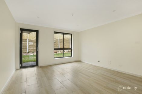 Property photo of 42 Wallbank Way Bulli NSW 2516