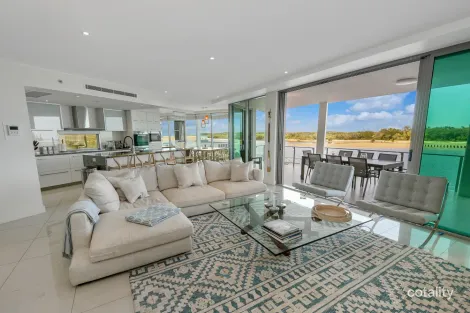 201/42 Duporth Ave, Maroochydore, QLD 4558