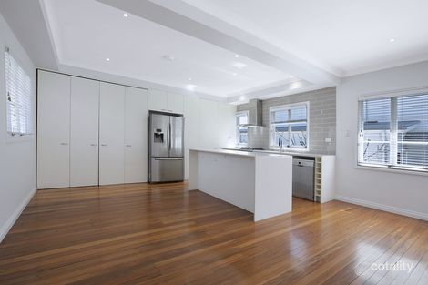 Property photo of 94 Lancaster Street Coorparoo QLD 4151