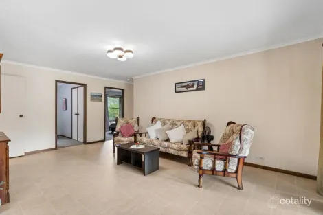 Property photo of 24 Riverside Avenue Barellan Point QLD 4306