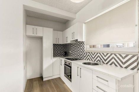 Property photo of 3/264 Kingsford Smith Drive Hamilton QLD 4007