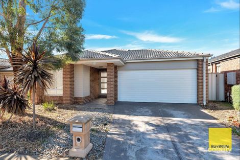 18 Gladesville St, Truganina, VIC 3029