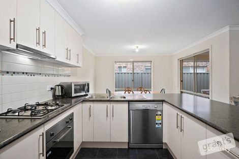 Property photo of 26 Archers Field Drive Cranbourne East VIC 3977