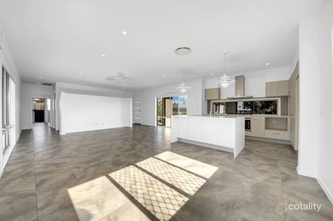 Property photo of 128 Emmadale Drive New Auckland QLD 4680