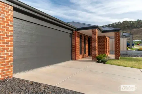Property photo of 9 Jensen Crescent Wodonga VIC 3690
