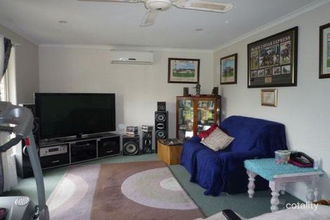 Property photo of 4 Oriole Court Eli Waters QLD 4655