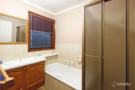 Property photo of 1 Azalea Avenue Mill Park VIC 3082