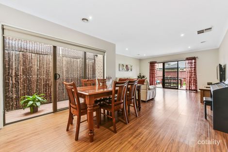 Property photo of 22 Dahlia Crescent Keysborough VIC 3173