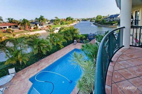 Property photo of 41 Selkirk Avenue Benowa QLD 4217