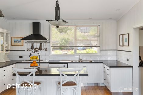 Property photo of 94 Derwent Avenue Geilston Bay TAS 7015