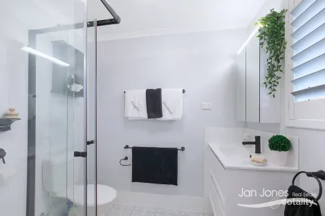 Property photo of 10/4-6 Eveline Street Margate QLD 4019