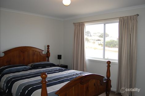 Property photo of 2 Davies Street Encounter Bay SA 5211