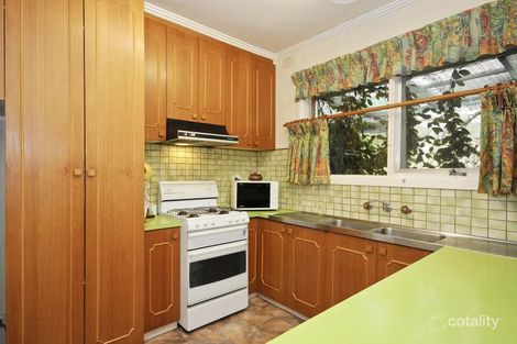 Property photo of 28 Kumala Road Bayswater VIC 3153