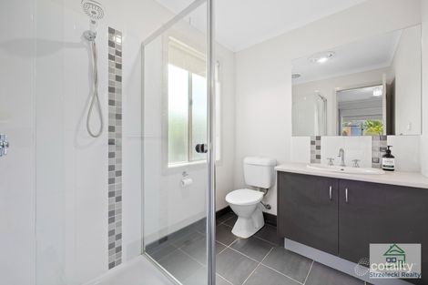 Property photo of 70 Vincent Boulevard Trafalgar VIC 3824
