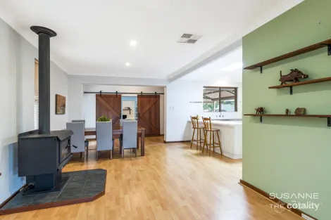 Property photo of 50 Davies Crescent Gooseberry Hill WA 6076