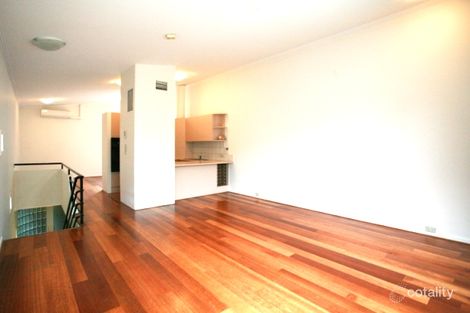 Property photo of 21/15 Beach Street Port Melbourne VIC 3207