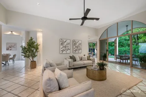 346/61 Noosa Springs Dr, Noosa Heads, QLD 4567