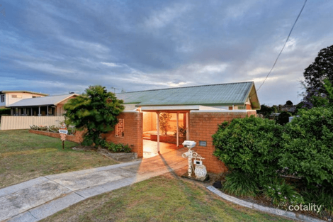 Property photo of 24 Baldwin Crescent Avoca QLD 4670