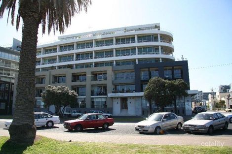 305/55 Beach St, Port Melbourne, VIC 3207