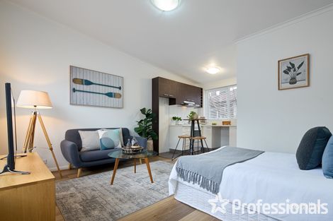 Property photo of 21/4 Wando Grove St Kilda East VIC 3183