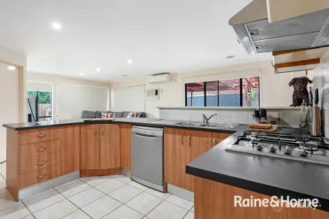 Property photo of 213 Monahans Road Cranbourne West VIC 3977