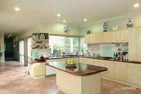 Property photo of 32 Fordham Avenue Camberwell VIC 3124