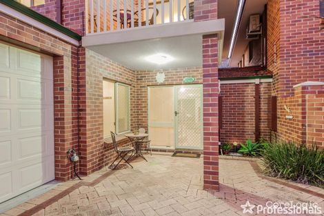 Property photo of 4/5 Fraser Street Rockingham WA 6168