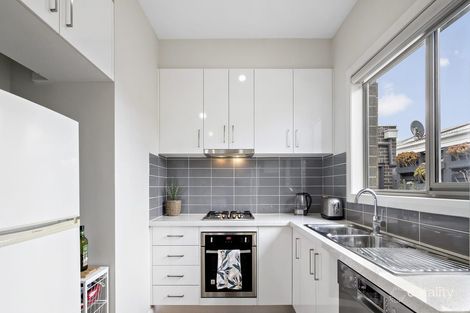 Property photo of 2/42 Pecham Street Glenroy VIC 3046