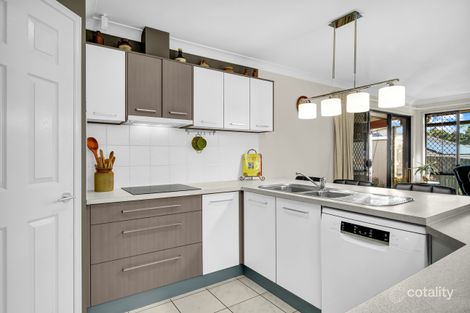 Property photo of 32 Vedders Drive Heritage Park QLD 4118