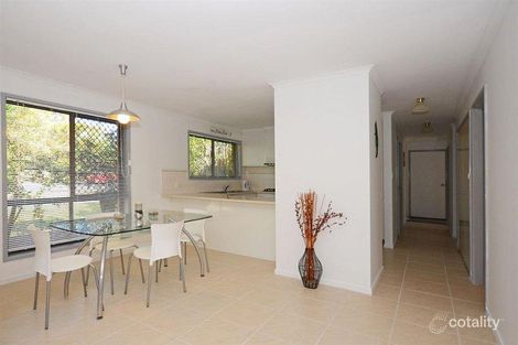 14 Bruce St, Torquay, QLD 4655