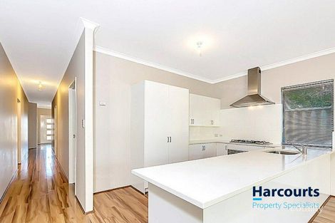 Property photo of 13 Shelduck Bend Harrisdale WA 6112