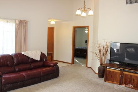 Property photo of 28 Wilkins Grove Swan Hill VIC 3585