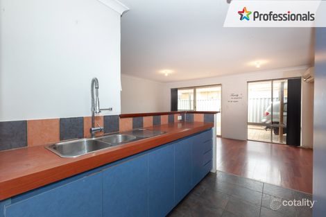 Property photo of 8 Hastie Close Brookdale WA 6112