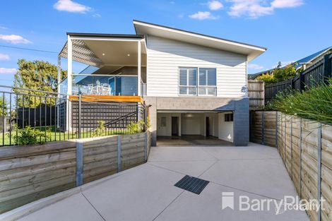 Property photo of 15 Exeter Grove Belmont VIC 3216