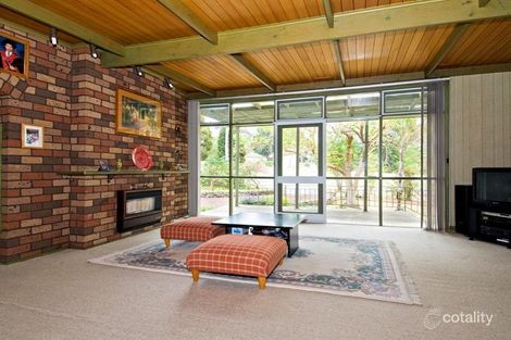 Property photo of 16 Macleod Parade Macleod VIC 3085